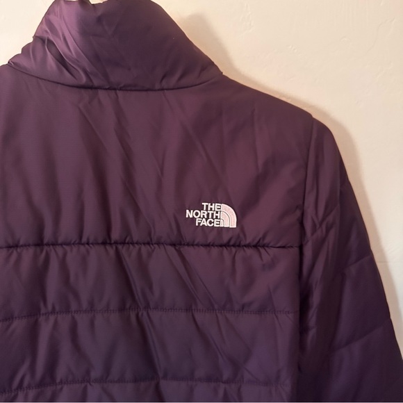 The North Face Flare Jacket | Blackberry Wine - Picture 9 of 9